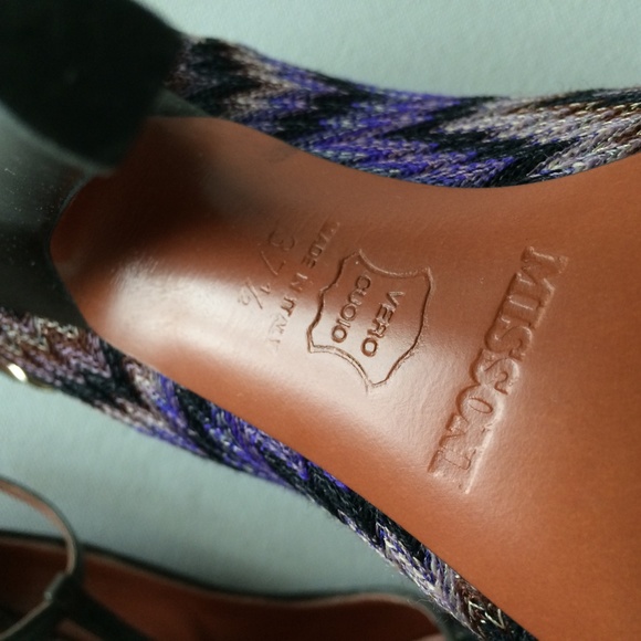 Missoni Purple Zig-zag Crochet Leather Pumps - Picture 6 of 8